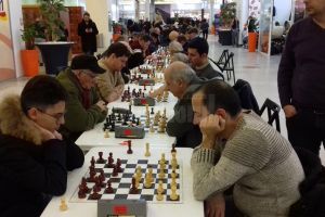 Campionatele judeţene de şah la copii, juniori şi seniori, organizate la Suceava