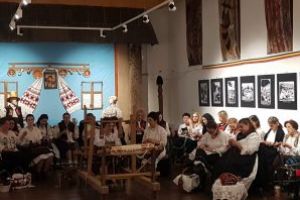 ,,La sezatoare-n post/ colindele-s cu rost” s-a desfasurat la Muzeul Judetean de Etnografie si Arta Populara Maramures