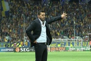 Contra le-a scris suporterilor