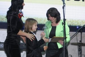 Tânărul genial din Botoşani, devenit milionar, a primit titlul de „Liderul generaţiei de mâine”