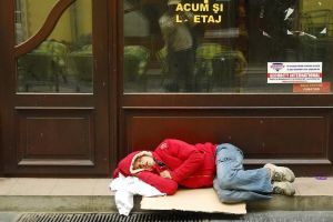 E prea frig! DASO cere sprijinul orădenilor pentru a strânge de pe străzi persoanele fără adăpost