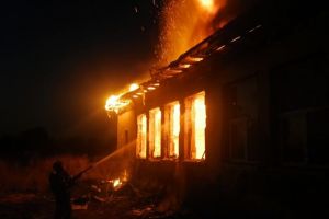 Incendiu cu urmări mortale la Leordeni!