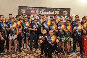 Gala Mix Kombat 5: Ei sunt luptătorii! (VIDEO)