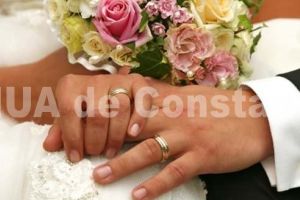 Un deputat vrea sa schimbe legea privind casatoriile. Multi tineri isi doresc acest lucru. Despre ce este vorba (document)