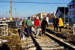 Circulaţia pe str. Ioan Slavici ar putea fi deschisă pe o bandă în zilele următoare