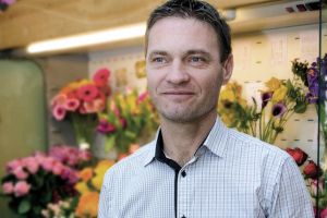 Cum a ajuns o florărie deschisă la Bistriţa cu 1500 de euro o afacere de 8 milioane de euro