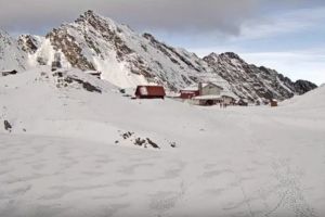 VIDEO Cel mai mare strat de zăpadă din ţară este la Bâlea Lac – Peisajul este superb