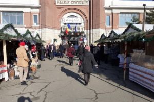 Incă un târg de Crăciun în centrul Ploieştiului. Hale şi Pieţe a lansat azi 