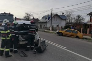 Biciclist rănit în accident la Bradu