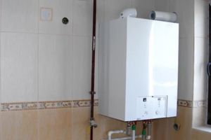 Proprietarii de apartamente cu centrale termice DEBRANȘAȚI de la încălzire riscă să plătească pentru spaţiile comune ale blocului