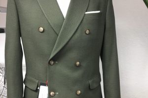 Cum a reuşit un botoşănean să fure haine dintr-un magazin exclusivist din Germania. A produs o pagubă de peste 60.000 de euro, dar a fost lăsat liber