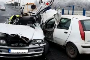 VIDEO: Accident grav între trei maşini, pe DN 1!