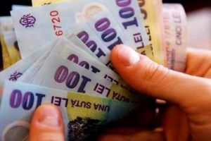 Ministerul Muncii vrea interzicerea cumului pensiei cu salariul de la stat!