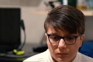 Copilul cu minte sclipitoare din Botoşani, respins pentru că are ”sindromul genialităţii”