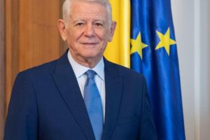 Teodor Melescanu, despre revizuirea Constitutiei: O tara este puternica atunci cand are o Constitutie puternica“