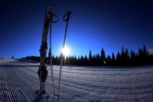O nouă pârtie de ski se va deschide în staţiunea Rânca: Lungime de peste doi kilometri şi telescaun funcţional, în noul sezon de iarnă