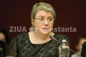 Eliberata din functie de Orban, Sevil Shhaideh s-ar putea intoarce chiar si in Consiliul Judetean Constanta, unde are postul suspendat!