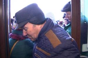 Pensionarii s-au îmbulzit pentru un bilet la Revelion