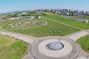 O ploiesteanca si-a pierdut telefonul iPhone in Parcul Municipal Vest, dar a avut noroc. Cine i l-a gasit