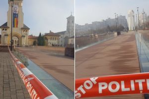 FOTO| ”Patinoarul” de pe Podul Unirii de la Alba Iulia a fost închis după ce mai multi trecători s-au plâns că se alunecă pe acesta