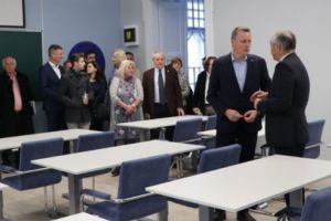 FOTO: Laboratoare Azomureş şi Bosch inaugurate la UMFST Târgu-Mureş