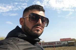 Din figuri pe facebook, în arestul poliţiei Găeşti, pentru tâlhărie