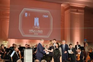 VIDEO Premiu pentru Parcul de la Cornişa din partea Asociaţiei Municipiilor din România. „Ca botoşăneni, putem să ne mândrim cu bijuteria de la Cornişa, apreciată, iată, de întreaga ţară”