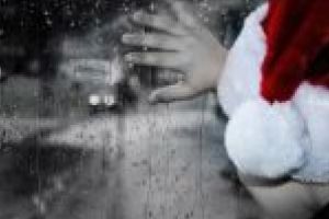 De Crăciun, o faptă bună poate lumina destinul celor nevoiaşi. Fii tu cel care aduce sclipirea în privirea unui copil