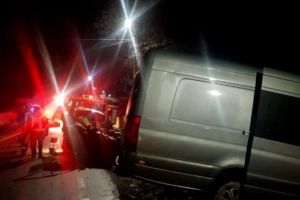 Doi morţi şi patru răniţi, într-un accident pe DN 11!