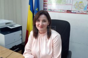 Diana Găşpărel este purtătorul de cuvânt şi director de cabinet al prefectului Alexandru ...