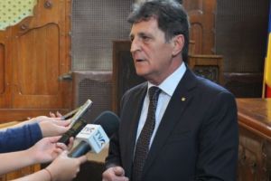 Prefectul de Mureş şi-a anunţat demisia ”cu verticalitate şi onoare”!