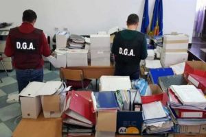 Descinderi ale Anticorupţiei în Argeş şi judeţe învecinate! Un fost primar, „vizitat” de ofiţerii DGA!
