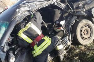 FOTO: Accident grav pe drumul dintre Reghin şi Topliţa
