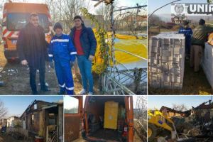 FOTO. Un grup de tineri din Alba a dus materiale de construcţie bătrânelului din Vinţu de Jos, rămas fără locuinţă în urma unui incendiu, în ajun de Moş Nicolae