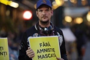 M-am uitat la PRO TV ca să învăţ de la Tudor Chirilă cum să înjur şi să bat femei – OPINIE