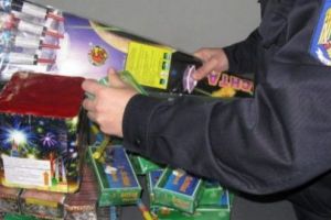 Controale desfăşurate de IPJ Mureş împotriva materialelor pirotehnice