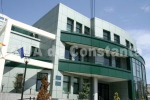 Raluca Elena Mihailescu, procuror in cadrul Parchetului Tribunalului Constanta, isi urmeaza sotul la DIICOT Constanta