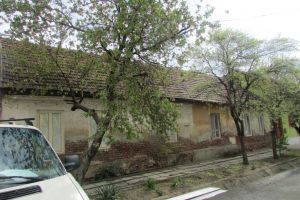 Cum pot arădenii EVITA SUPRAIMPOZITAREA pentru clădirile degradate