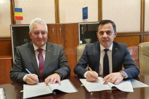 Contractul de finanţare pentru amenajarea unei zone de agrement pe malul râului Suceava a ...