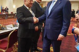 Primăria Vatra Dornei a primit premiul pentru „Excelenţă în Educaţie” din partea ...