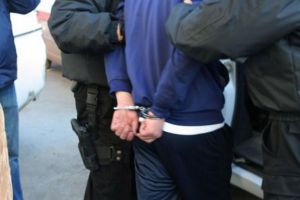 Arestat 30 de zile după ce a fost prins a doua oară la volan beat turtă şi fără permis