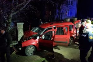 Două accidente petrecute marţi la Milişăuţi, după ce şoferii au pierdut controlul asupra ...