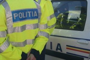 Tractor fără asigurare, ITP şi cu numere false – Era condus de un braşovean fără permis la Bruiu