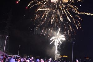 Revelion în centrul Sucevei cu Amna, Ruby, Pavel şi Cleopatra Stratan, foc de artificii şi lasere