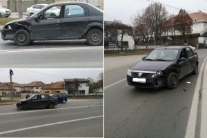 FOTO. Accident rutier cu pagube materiale, în Alba Iulia. Coliziune între două autoturisme, pe Bulevardul Încoronării