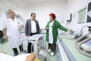 Sterilizator, monitor de funcţii vitale şi analizator de sânge, pentru Spitalul Deta, plătite de CJ Timiş