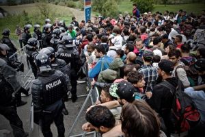 Migraţie ilegală – Oficial ungar: creşterea este semnificativă şi pe graniţele cu Serbia, România şi Croaţia