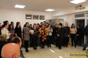 Colinde la Caritas, în ajun de Crăciun