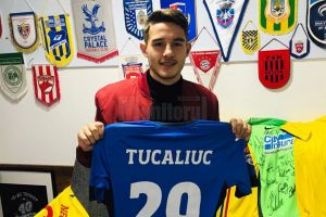 După doar jumătate de an la Gloria Buzău, în eşalonul secund, suceveanul Cosmin Tucaliuc ...