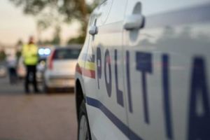 Mureşean prins conducând o maşină cu numere false de înmatriculare